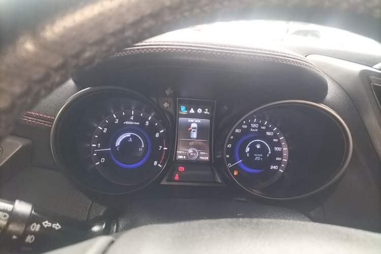 Used CHANGAN CS75 2017 Shangkui Edition 1.5T Manual Fengxiang Model Instrument Cluster