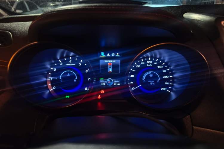 Used CHANGAN CS75 2017 Shangkui Edition 1.5T Manual Fengxiang Model Instrument Cluster