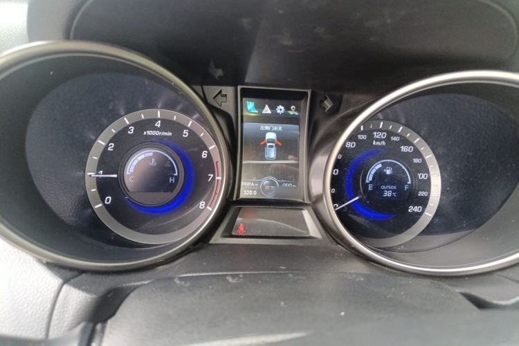 Used CHANGAN CS75 2017 Shangkui Edition 1.5T Manual Fengxiang Model Instrument Cluster