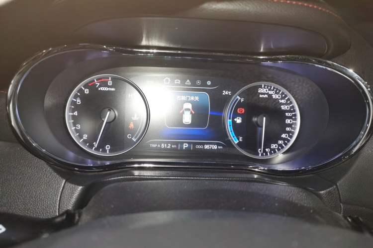 Used CHANGAN CS75 2017 Shangkui Edition 1.5T Automatic Fengxiang Model Instrument Cluster