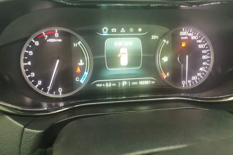 Used CHANGAN CS75 2017 Shangkui Edition 1.5T Automatic Fengxiang Model Instrument Cluster