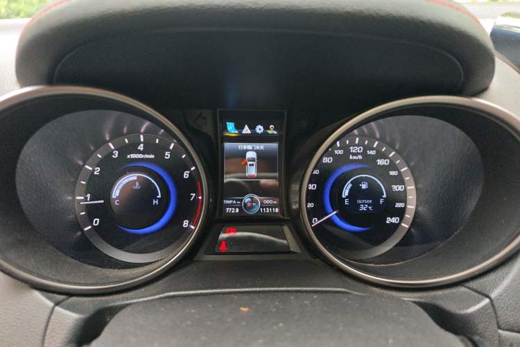 Used CHANGAN CS75 2017 Shangkui Edition 1.5T Manual Fengxiang Model Instrument Cluster