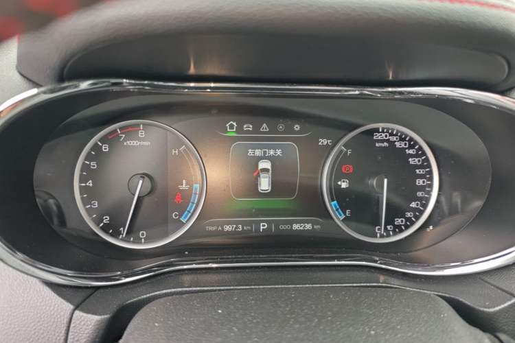 Used CHANGAN CS75 2017 Shangkui Edition 1.5T Automatic Fengxiang Model Instrument Cluster