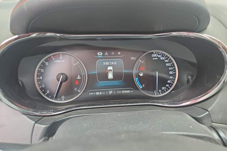 Used CHANGAN CS75 2017 Shangkui Edition 1.5T Automatic Fengxiang Model Instrument Cluster
