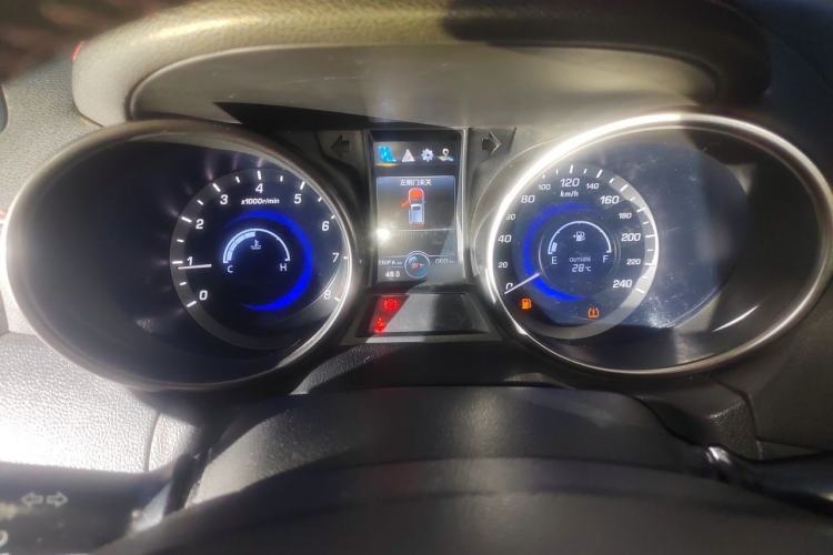 Used CHANGAN CS75 2017 Shangkui Edition 1.5T Manual Fengxiang Model Instrument Cluster