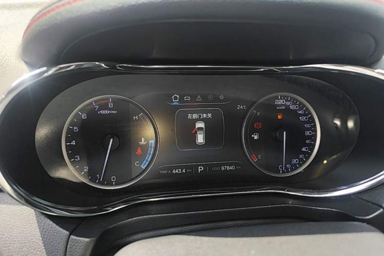Used CHANGAN CS75 2017 Shangkui Edition 1.5T Automatic Fengxiang Model Instrument Cluster