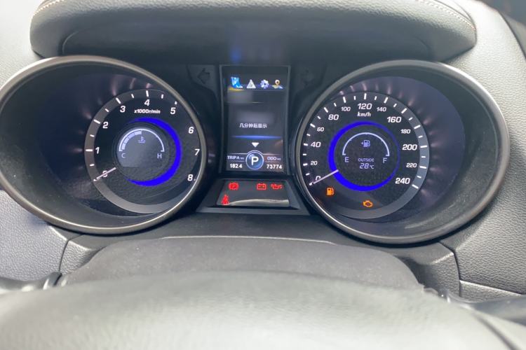 Used CHANGAN CS75 2017 Shangkui Edition 1.5T Automatic Fengyue Model Instrument Cluster