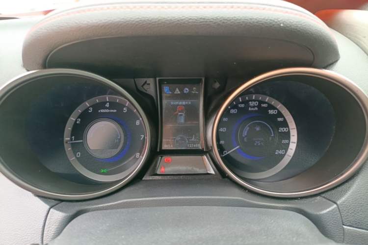 Used CHANGAN CS75 2017 Shangku Edition 1.5T Manual ZhiXiang Model Instrument Cluster