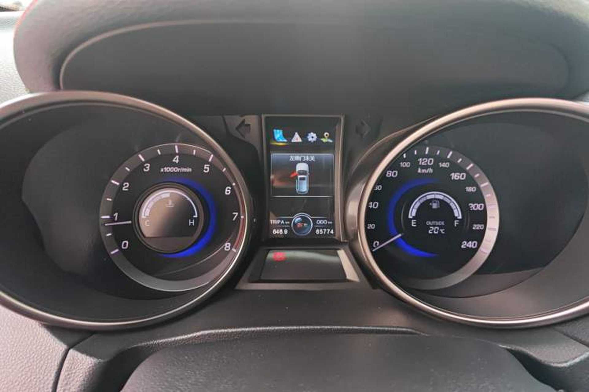 Used CHANGAN CS75 2017 Shangkui Edition 1.5T Manual Fengxiang Model Instrument Cluster