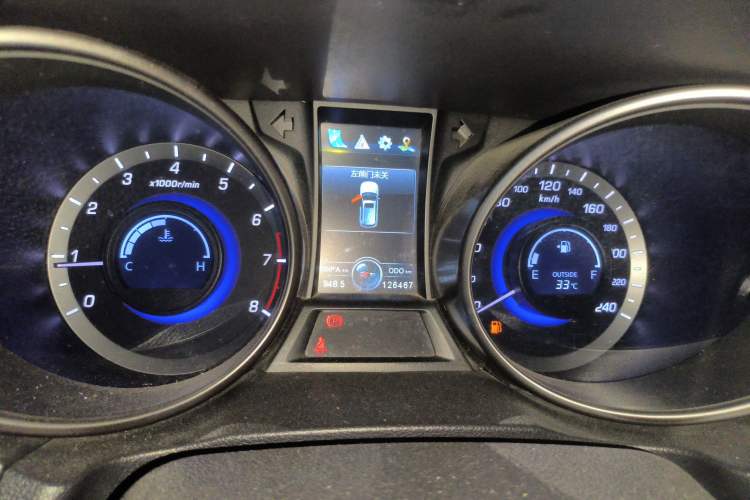Used CHANGAN CS75 2017 Shangku Edition 1.5T Manual ZhiXiang Model Instrument Cluster