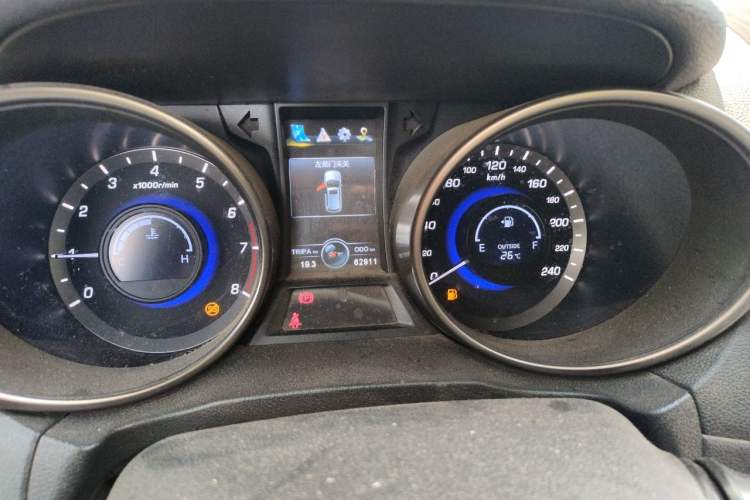 Used CHANGAN CS75 2017 Shangkui Edition 1.5T Manual Enjoyment Model Instrument Cluster