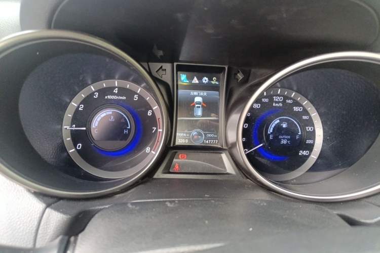Used CHANGAN CS75 2017 Shangkui Edition 1.5T Manual Fengxiang Model Instrument Cluster
