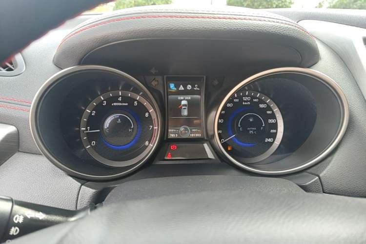 Used CHANGAN CS75 2017 Shangkui Edition 1.5T Manual Fengxiang Model Instrument Cluster