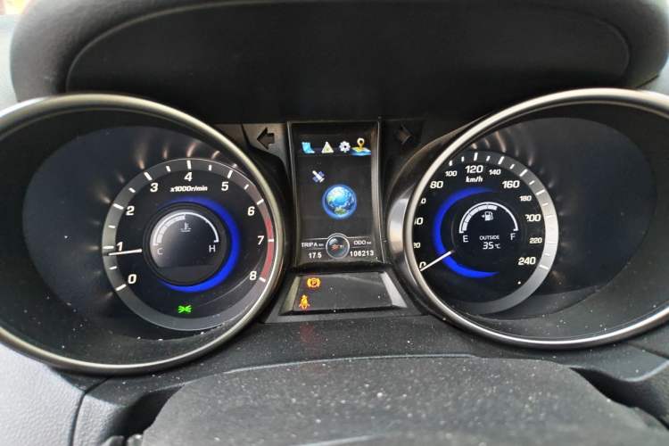Used CHANGAN CS75 2017 Shangkui Edition 1.5T Manual Fengxiang Model Instrument Cluster
