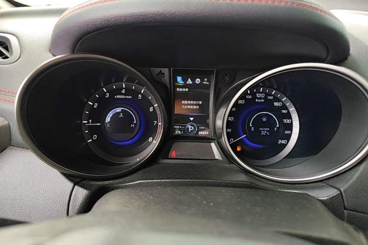 Used CHANGAN CS75 2017 Shangkui Edition 1.5T Automatic Fengyue Model Instrument Cluster