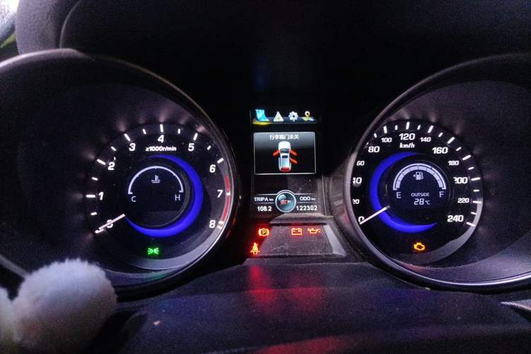 Used CHANGAN CS75 2017 Shangku Edition 1.5T Manual ZhiXiang Model Instrument Cluster