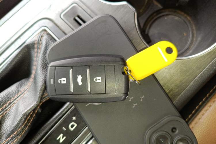 Used CHANGAN CS75 2017 Shangkui Edition 1.5T Automatic Fengxiang Model Interior 1