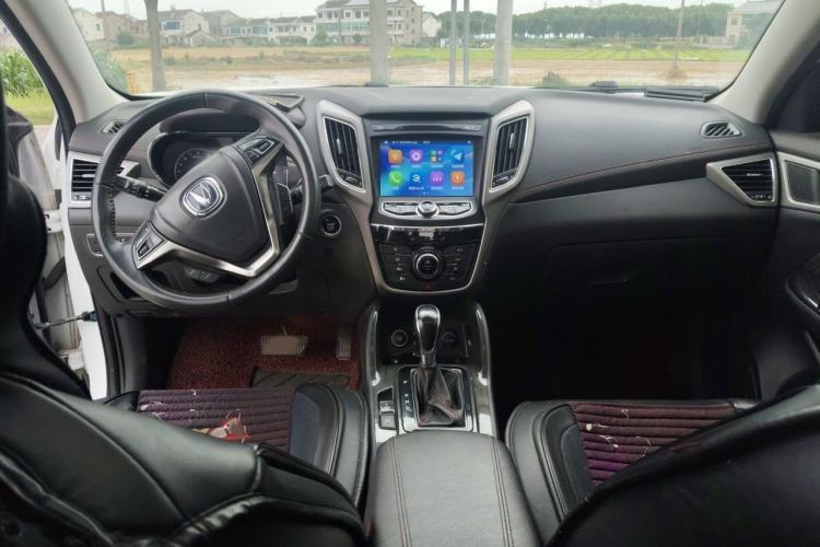 Used CHANGAN CS75 2017 Shangkui Edition 1.5T Automatic Fengyue Model Interior 2