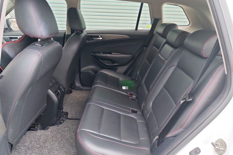 Used CHANGAN CS75 2017 Shangkui Edition 1.5T Automatic Fengxiang Model Interior 4