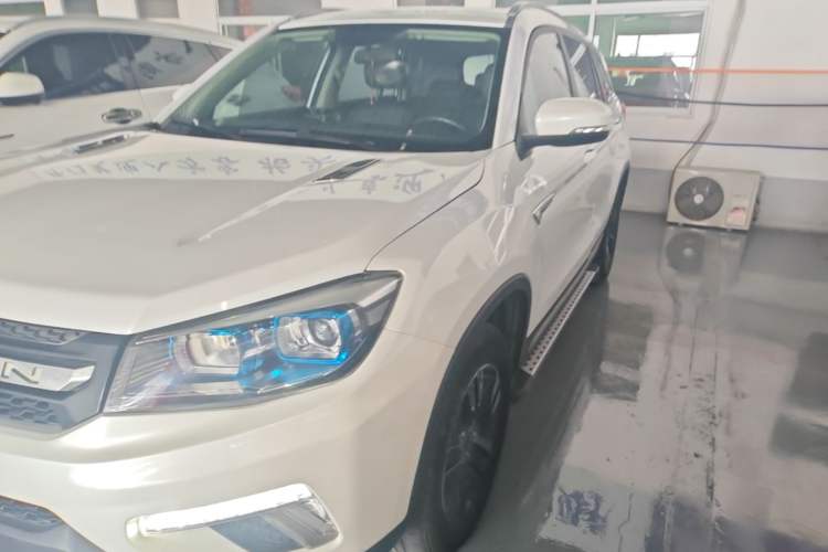 Used CHANGAN CS75 2017 Shangkui Edition 1.5T Manual Fengxiang Model Left Front Headlight