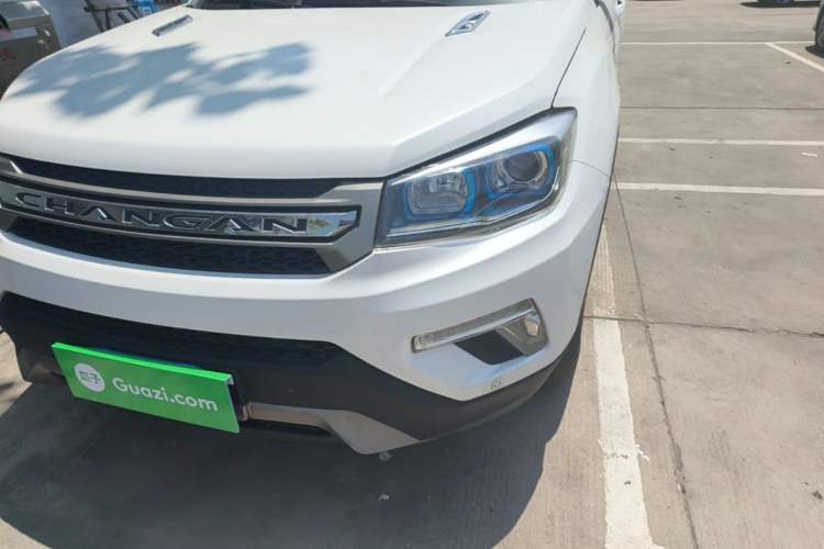 Used CHANGAN CS75 2017 Shangkui Edition 1.5T Automatic Fengyue Model Left Front Headlight