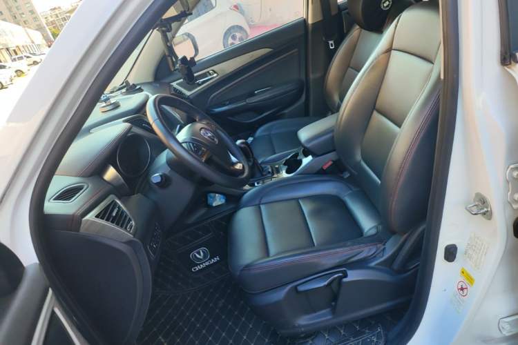 Used CHANGAN CS75 2017 Shangkui Edition 1.5T Manual Fengxiang Model Left Front Seat