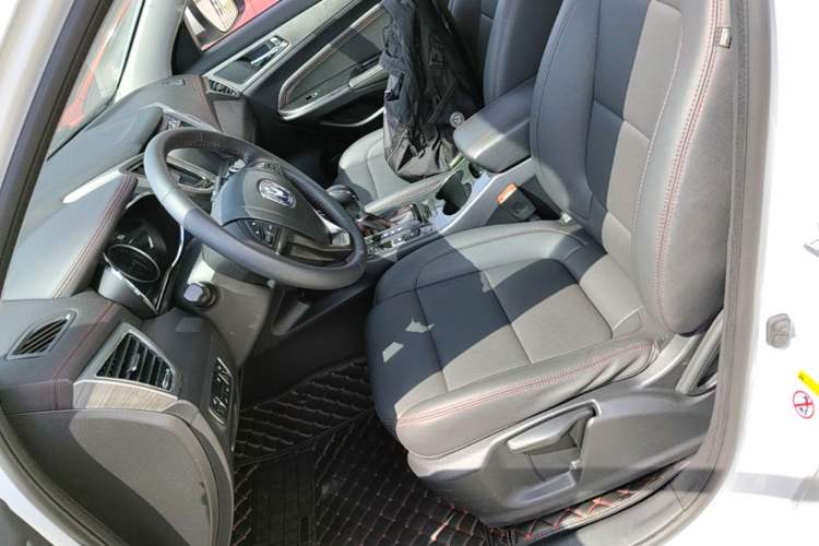 Used CHANGAN CS75 2017 Shangkui Edition 1.5T Automatic Fengyue Model Left Front Seat