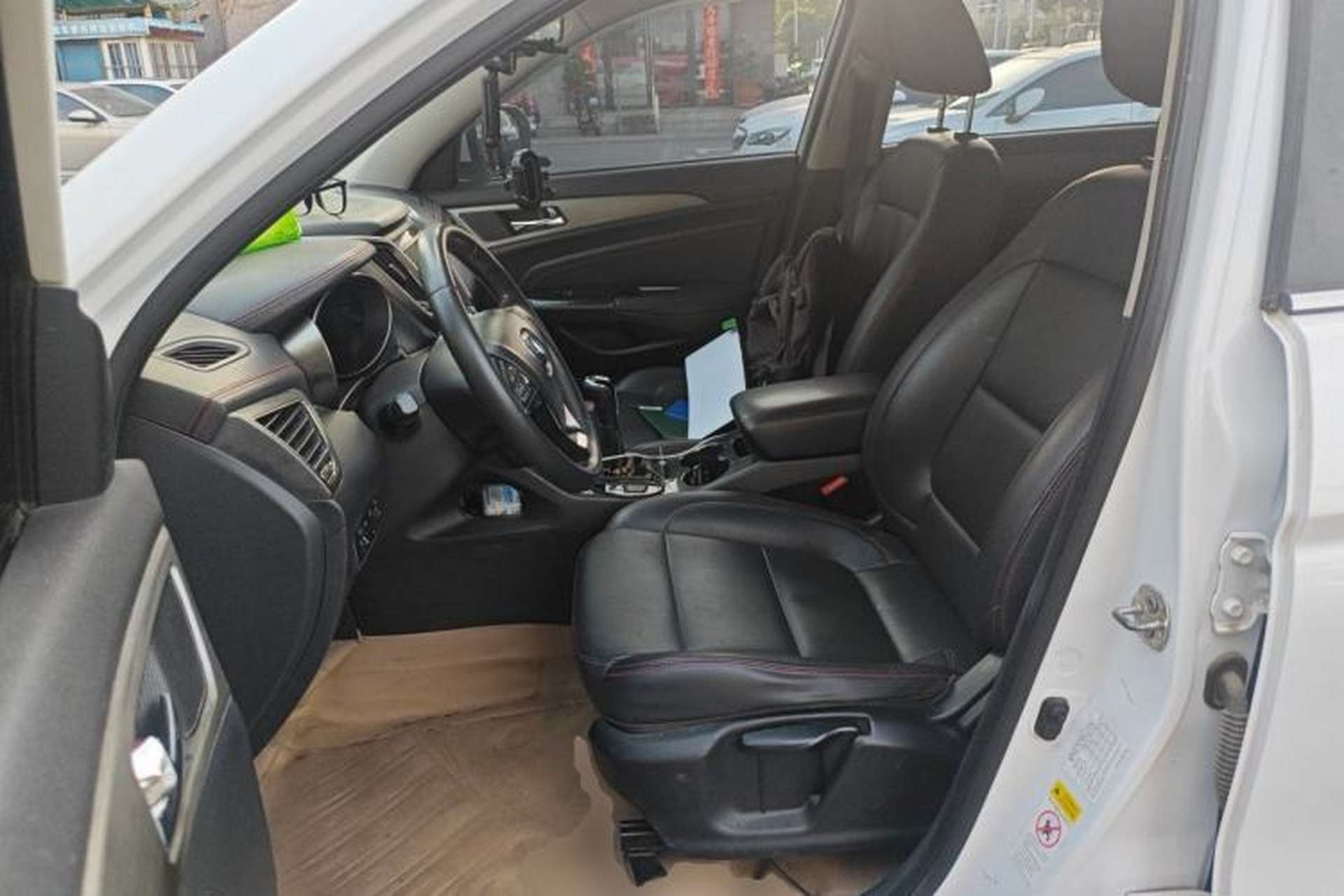 Used CHANGAN CS75 2017 Shangku Edition 1.5T Manual ZhiXiang Model Left Front Seat