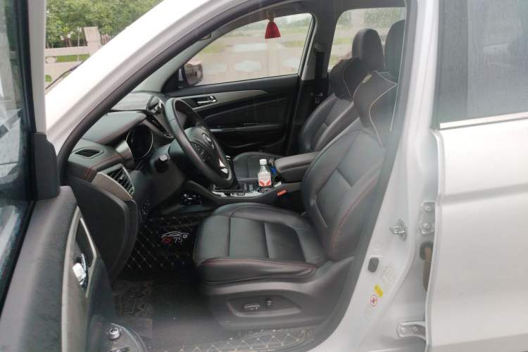 Used CHANGAN CS75 2017 Shangkui Edition 1.5T Manual Luxury Model Left Front Seat