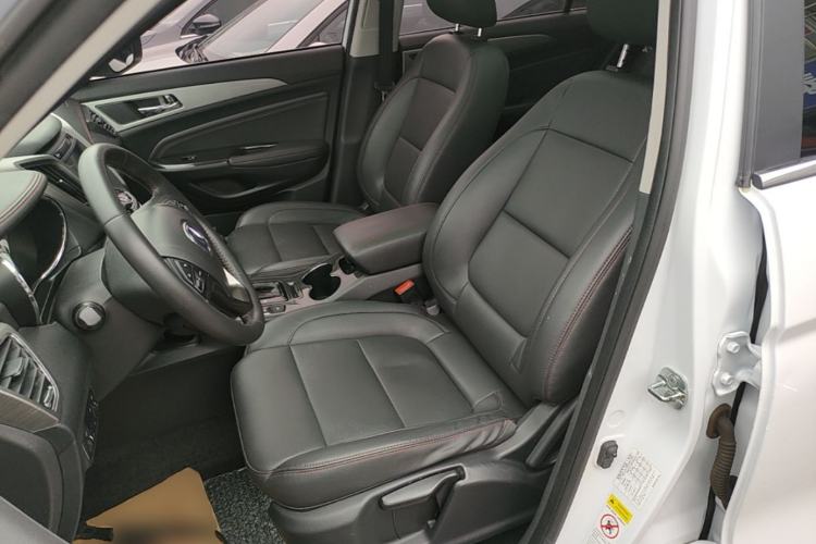 Used CHANGAN CS75 2017 Shangkui Edition 1.5T Automatic Fengxiang Model Left Front Seat