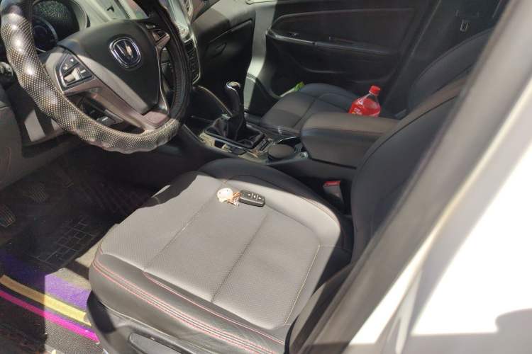 Used CHANGAN CS75 2017 Shangkui Edition 1.5T Manual Fengxiang Model Left Front Seat