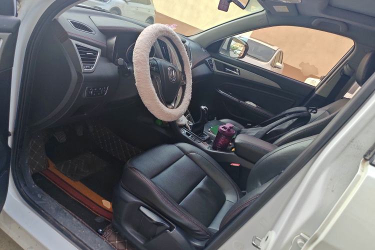 Used CHANGAN CS75 2017 Shangku Edition 1.5T Manual ZhiXiang Model Left Front Seat