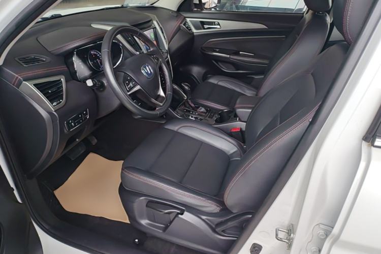 Used CHANGAN CS75 2017 Shangkui Edition 1.8T Automatic All-Wheel-Drive Luxury Model Left Front Seat