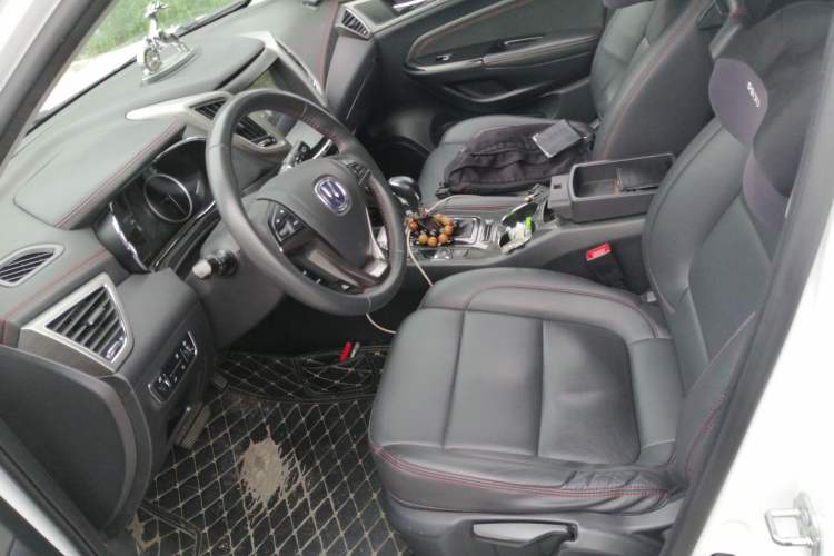 Used CHANGAN CS75 2017 Shangkui Edition 1.5T Automatic Fengxiang Model Left Front Seat