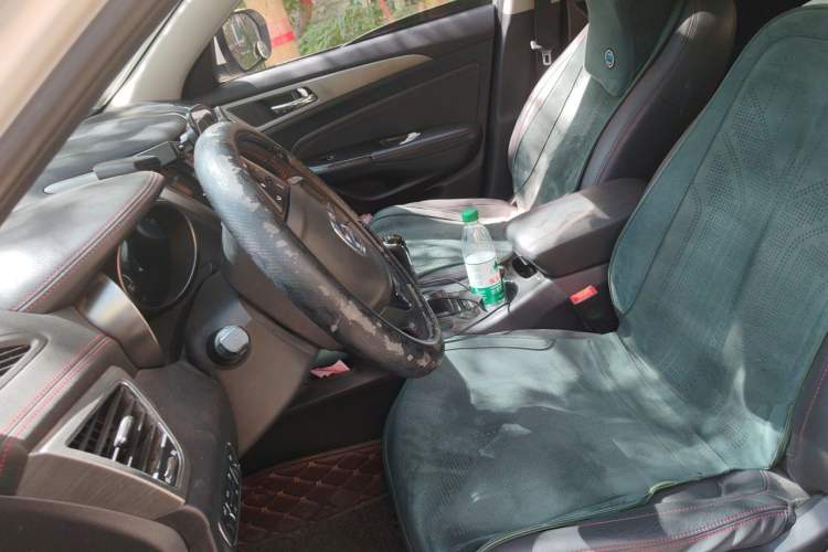 Used CHANGAN CS75 2017 Shangkui Edition 1.5T Manual Fengxiang Model Left Front Seat