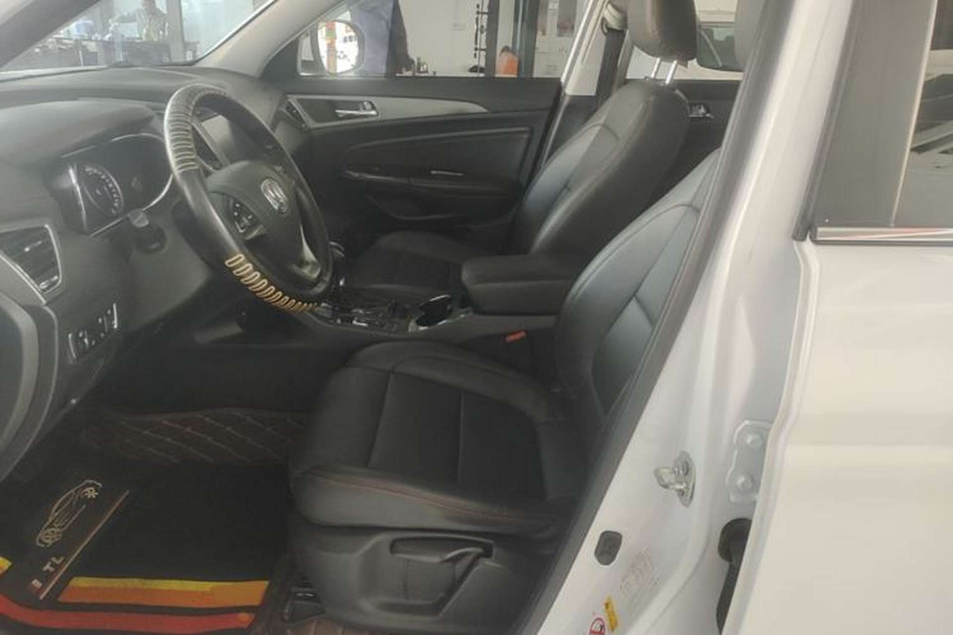 Used CHANGAN CS75 2017 Shangkui Edition 1.5T Automatic Fengxiang Model Left Front Seat