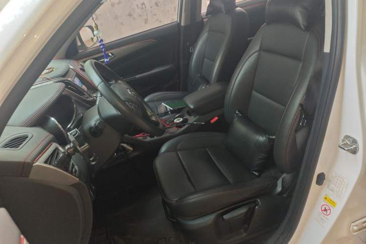 Used CHANGAN CS75 2017 Shangkui Edition 1.5T Automatic Fengxiang Model Left Front Seat