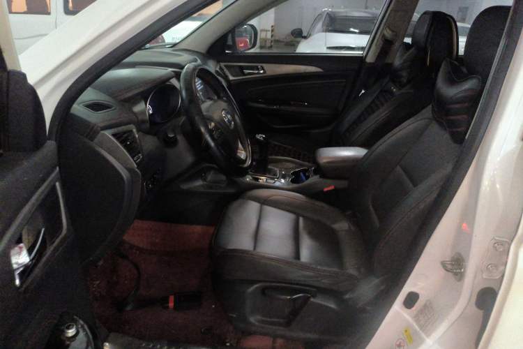 Used CHANGAN CS75 2017 Shangku Edition 1.5T Manual ZhiXiang Model Left Front Seat