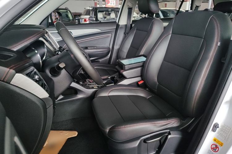 Used CHANGAN CS75 2017 Shangkui Edition 1.5T Automatic Fengxiang Model Left Front Seat