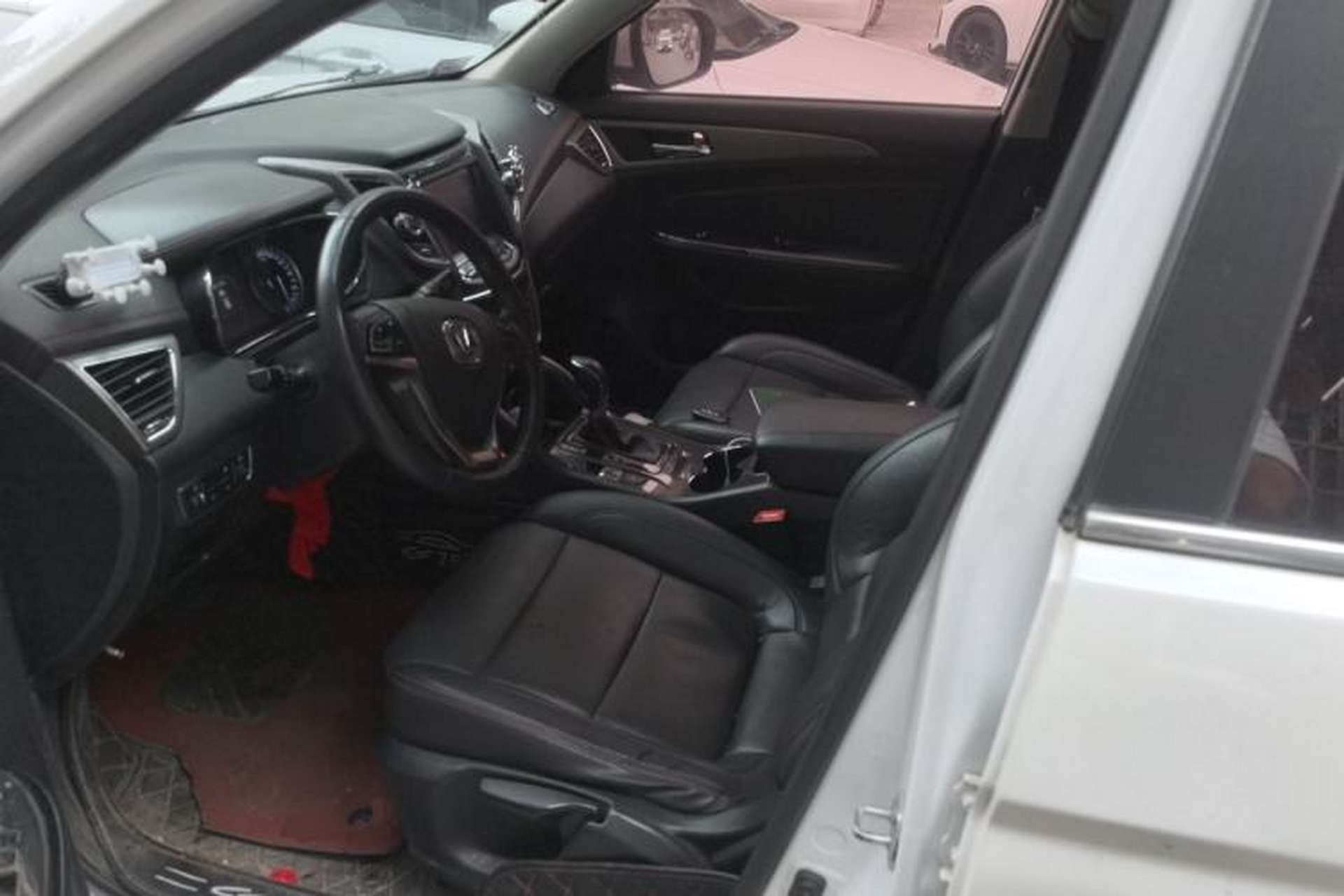 Used CHANGAN CS75 2017 Shangkui Edition 1.5T Automatic Fengxiang Model Left Front Seat