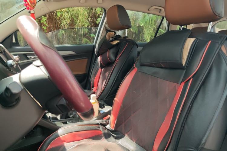 Used CHANGAN CS75 2017 Shangkui Edition 1.5T Manual Fengxiang Model Left Front Seat