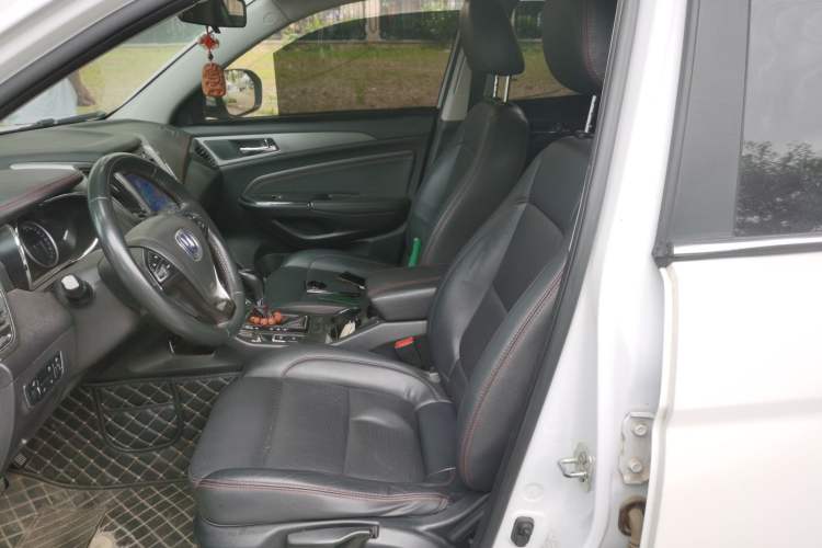 Used CHANGAN CS75 2017 Shangkui Edition 1.5T Automatic Fengxiang Model Left Front Seat