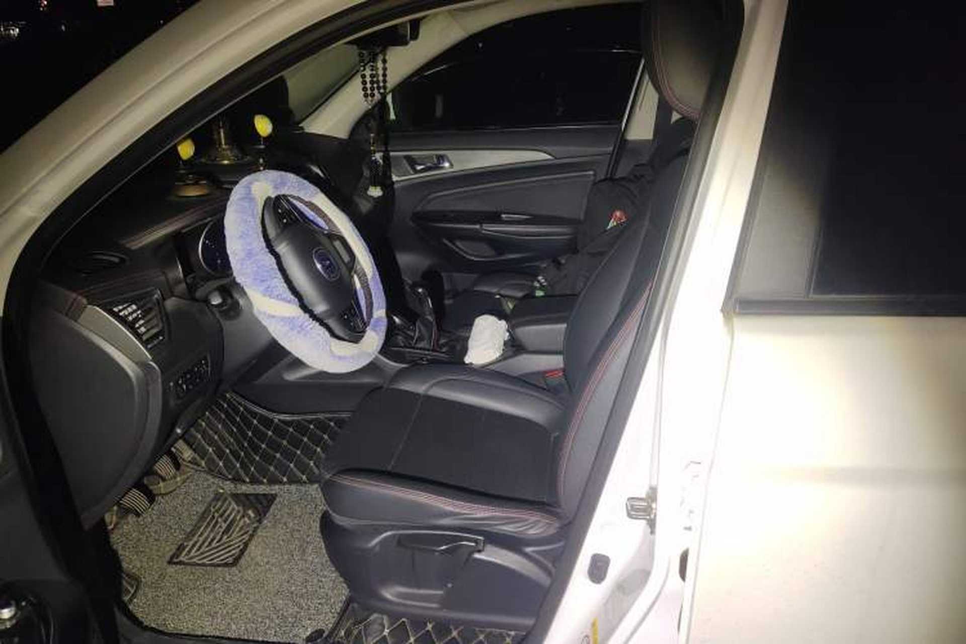 Used CHANGAN CS75 2017 Shangkui Edition 1.5T Manual Fengxiang Model Left Front Seat