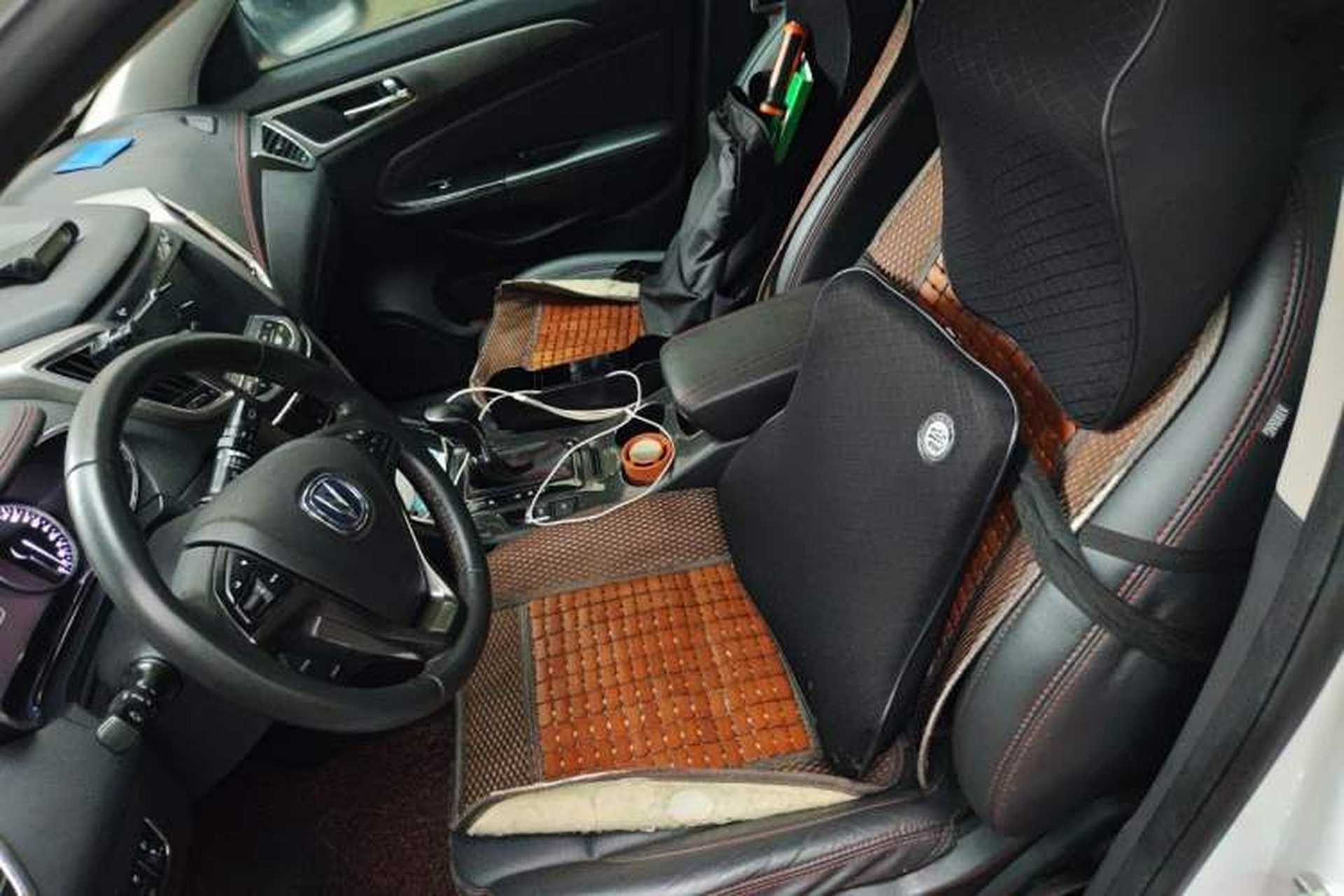 Used CHANGAN CS75 2017 Shangkui Edition 1.5T Automatic Fengxiang Model Left Front Seat