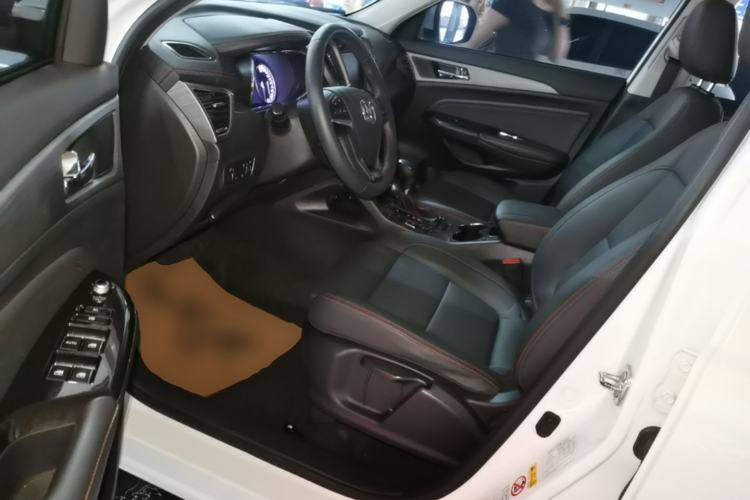 Used CHANGAN CS75 2017 Shangkui Edition 1.5T Automatic Fengxiang Model Left Front Seat