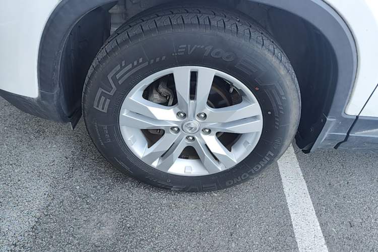 Used CHANGAN CS75 2017 Shangkui Edition 1.5T Manual Fengxiang Model Left Front Wheel Hub