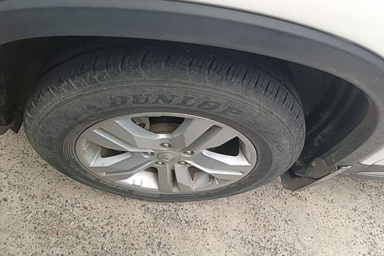 Used CHANGAN CS75 2017 Shangkui Edition 1.5T Manual Enjoyment Model Left Front Wheel Hub
