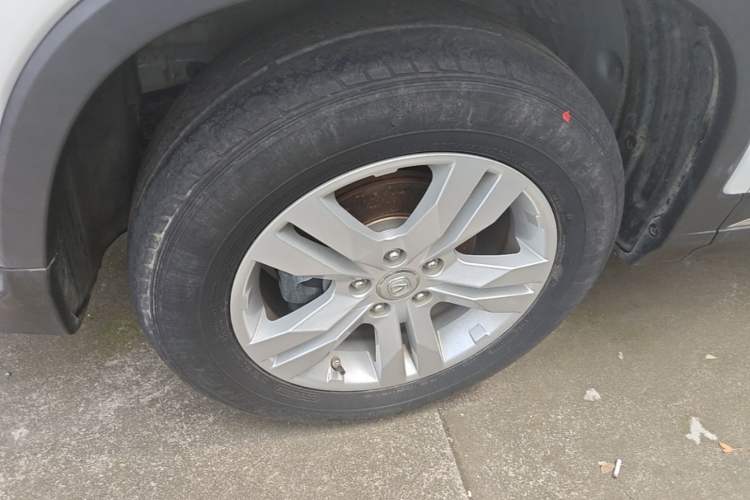 Used CHANGAN CS75 2017 Shangkui Edition 1.5T Automatic Fengyue Model Left Front Wheel Hub