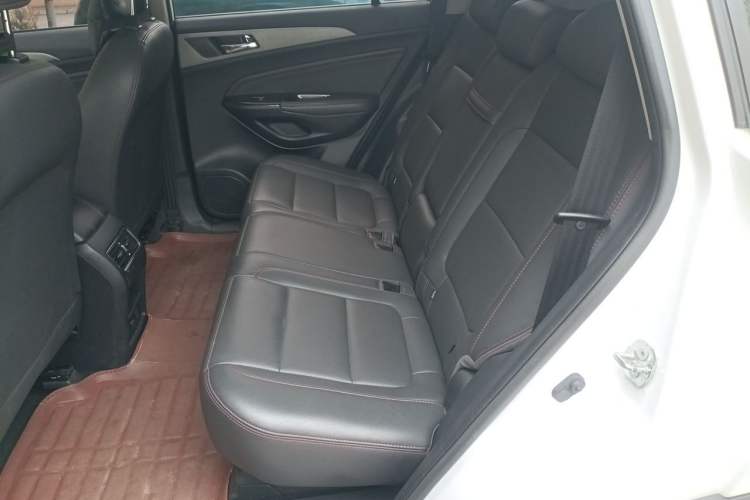 Used CHANGAN CS75 2017 Shangkui Edition 1.5T Automatic Fengxiang Model Left Rear Seat