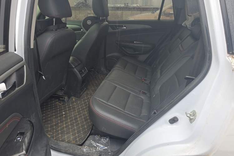 Used CHANGAN CS75 2017 Shangkui Edition 1.5T Manual Fengxiang Model Left Rear Seat